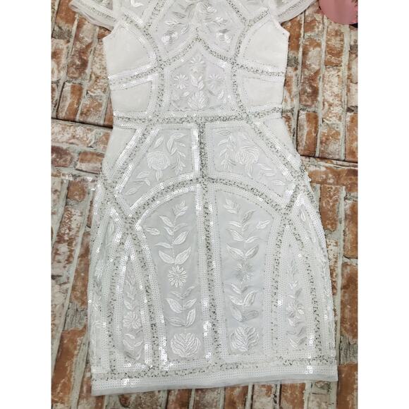 NWOT Lulus Spread Your Shine White Sequin Embroidered Bodycon Dress SZ XS Party - Picture 2 of 8